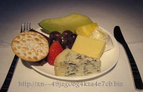 ニュージーランド航空・ビジネスプレミア・機内食のチーズプレート